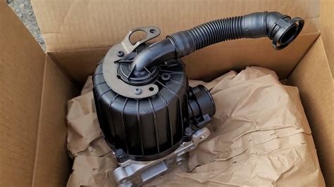 freightliner crankcase breather|FREIGHTLINER CASCADIA DD15 CRANKCASE BREATHER。